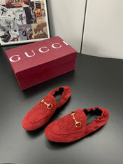 GUCCI 26S LOAFERS IN RED SUEDE WITH GOLD HARDWARE