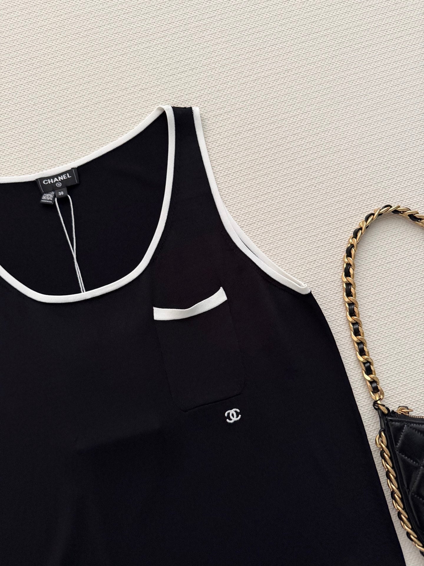 CHANEL 26S TANK TOP 933