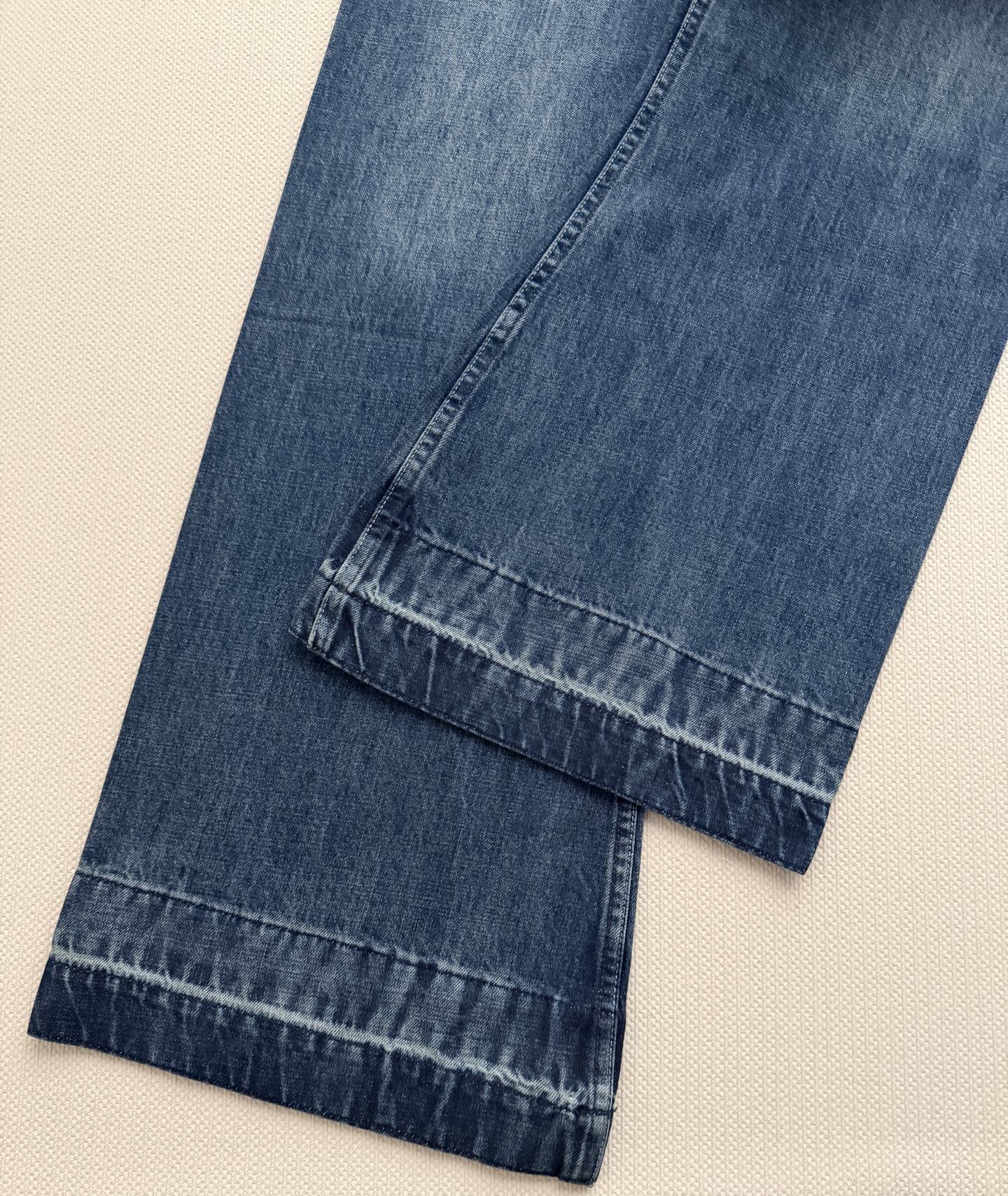 CELINE 26S FLARED JEANS 431