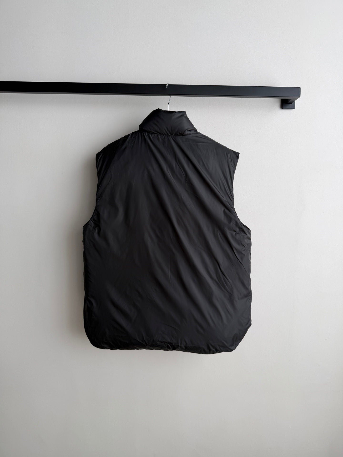 CELINE 26S PUFFER VEST 554