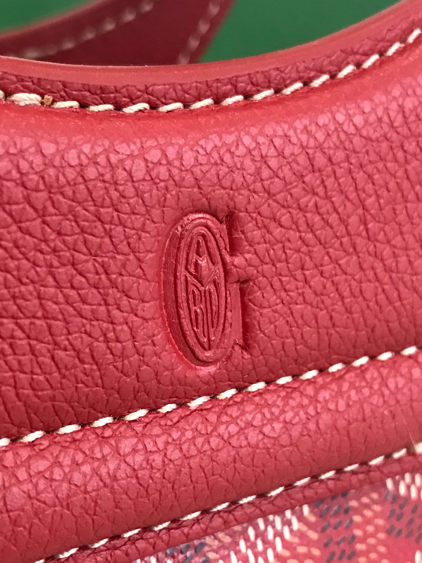 GOYA 26S BELUGA MINI BAG 23MM IN DARK RED GOYARDINE CANVAS AND CALFSKIN