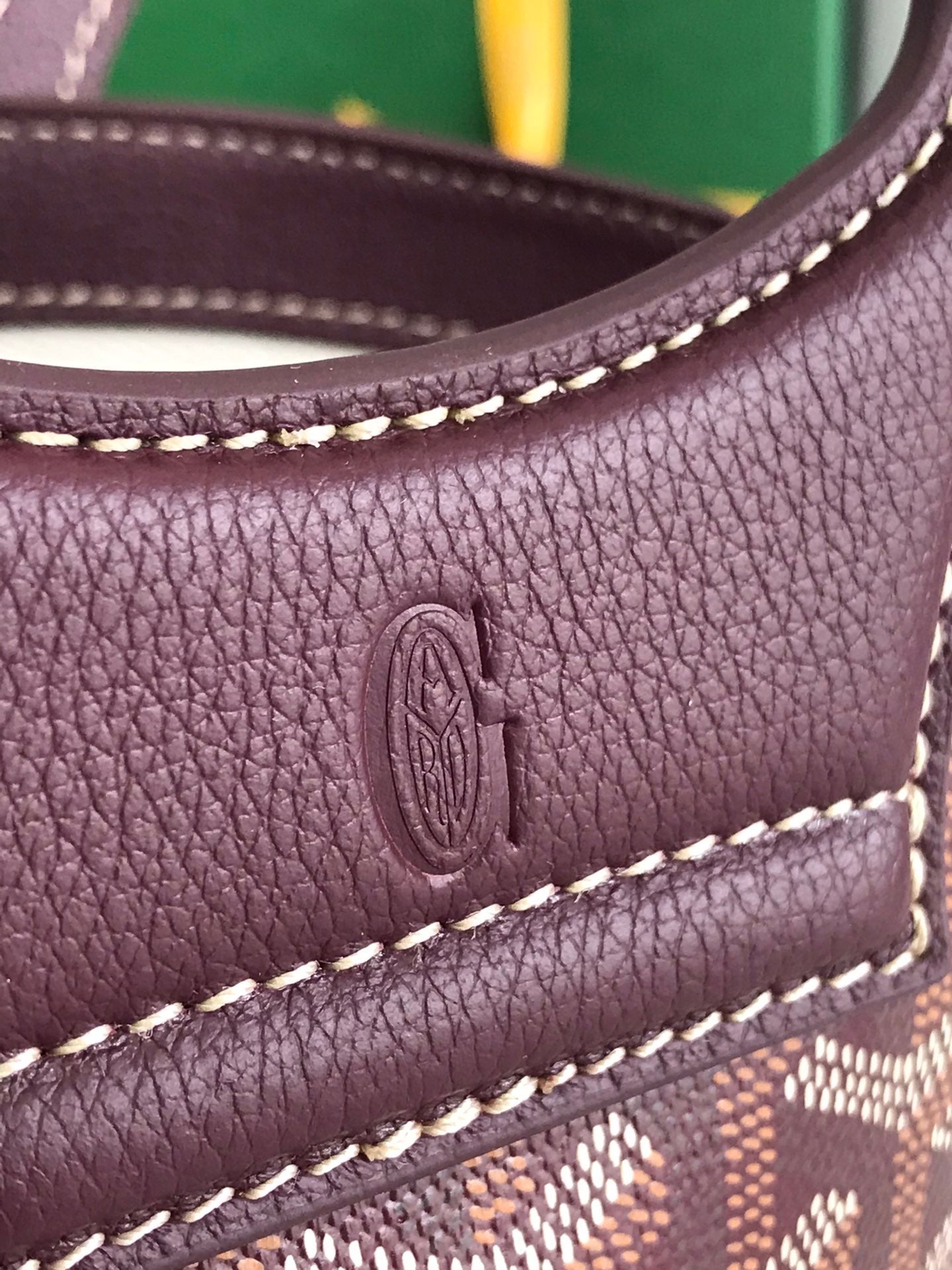 GOYA 26S BELUGA MINI BAG 23MM IN BURGUNDY BROWN GOYARDINE CANVAS AND CALFSKIN