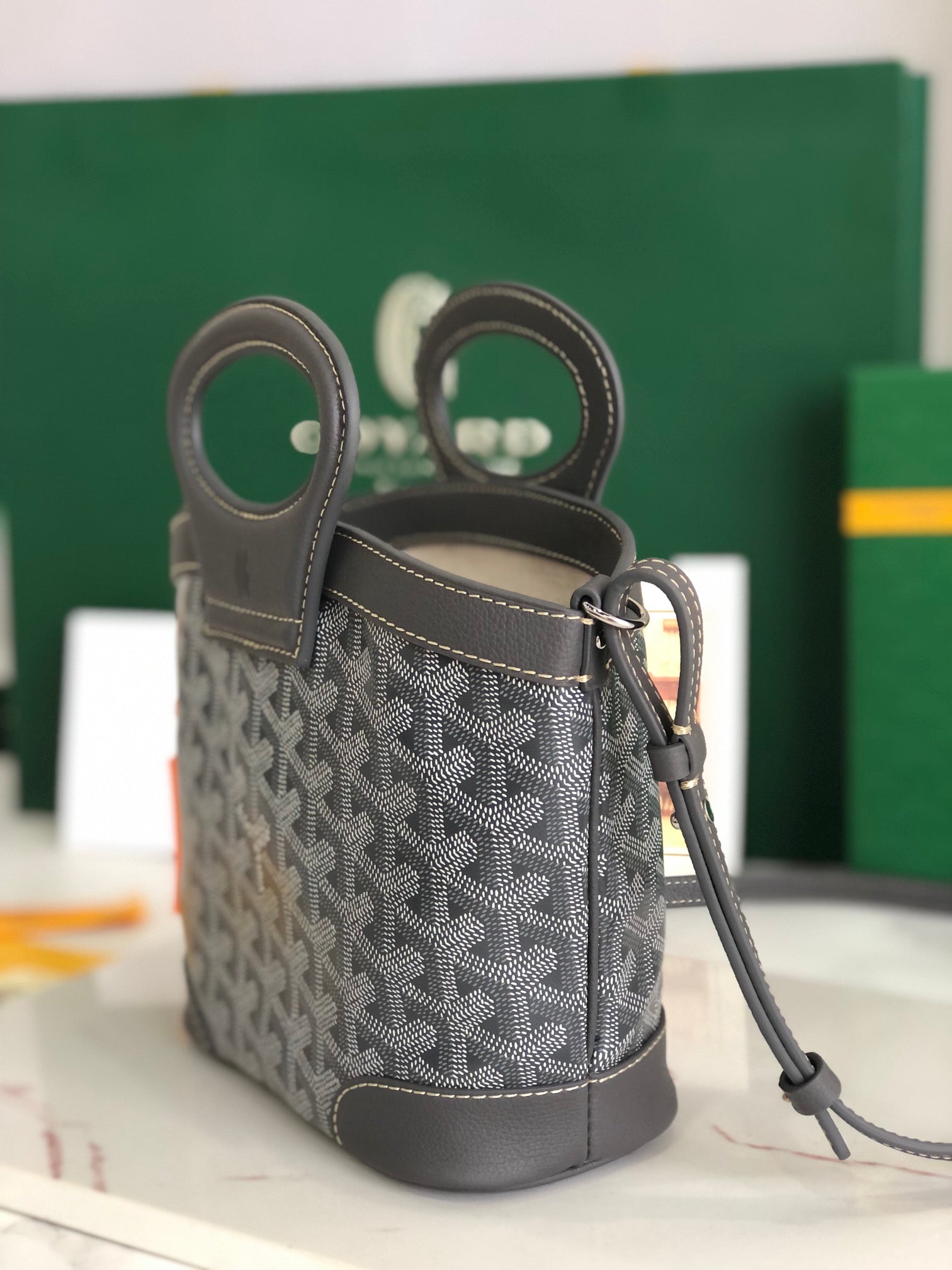GOYA 26S BELUGA MINI BAG 23MM IN GREY GOYARDINE CANVAS AND CALFSKIN