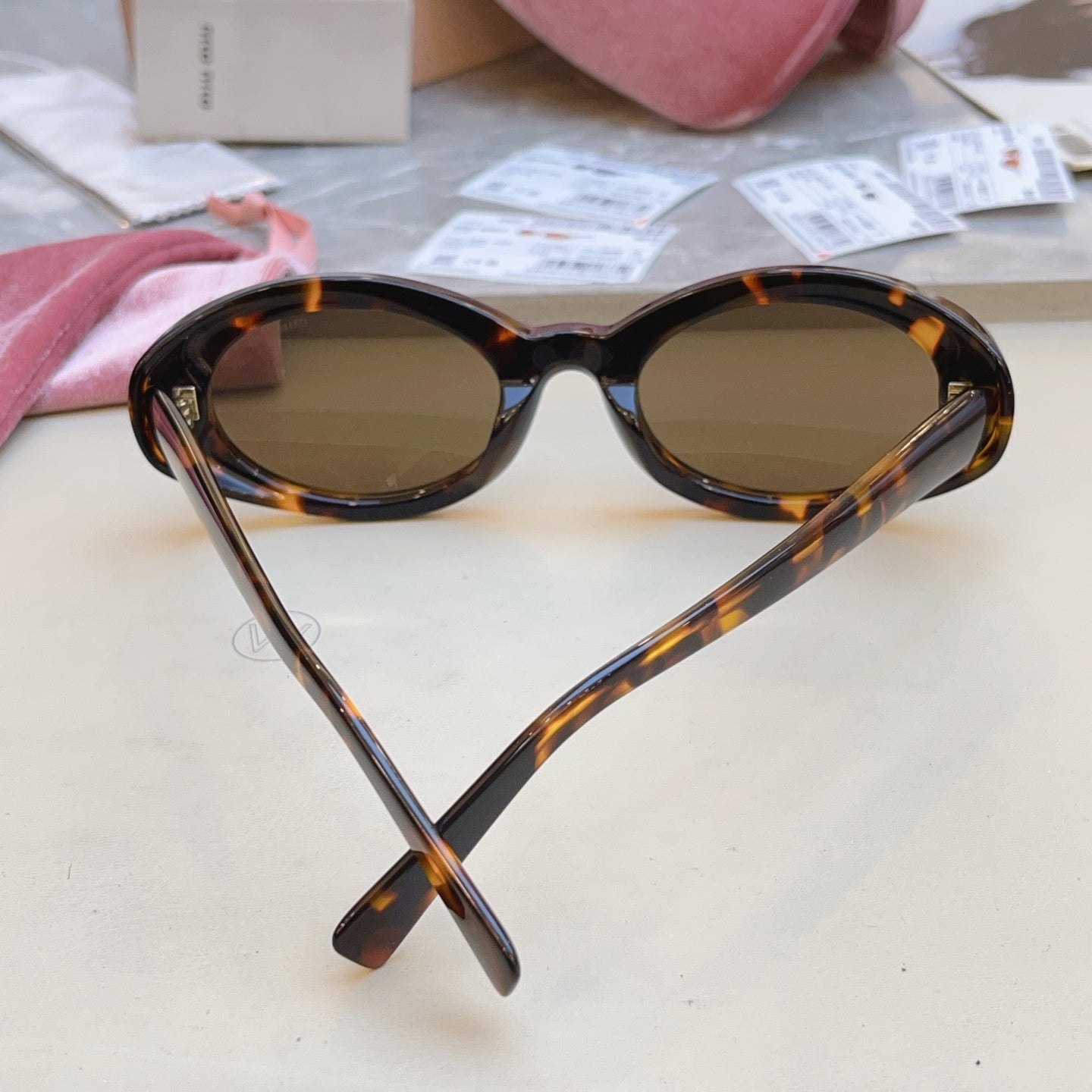 MIUMIU 26S OVAL FRAME IN ACETATE 415247