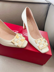 TROMPETTE BALLERINAS PUMPS IN OFF WHITE SHINY CALFSKIN GOLD BUCKLE