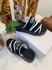 WOODY WEDGE SANDALS IN BLACK MIX WHITE CANVAS WITH RUBBER SOLE