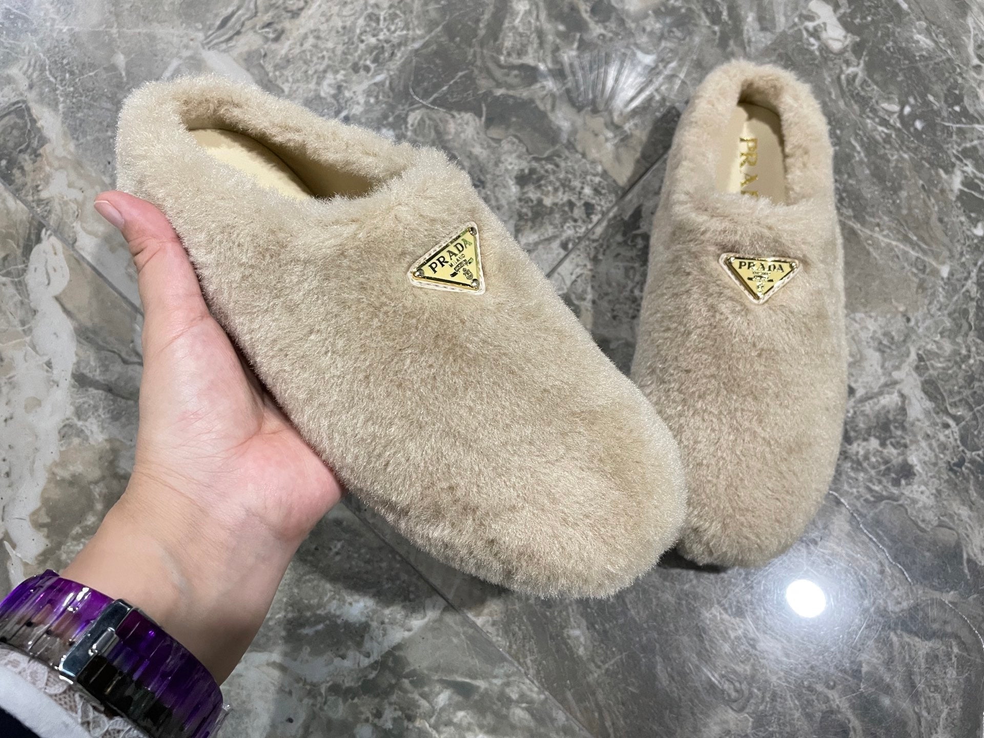 PRADA 26S SLIPPERS IN BEIGE WOOL