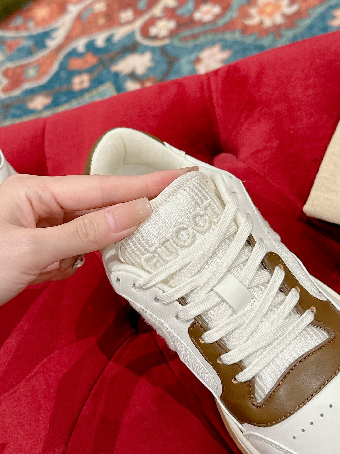 GUCCI 26S SNEAKERS IN WHITE MIX BROWN CALFSKIN