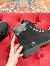 LV X TIMBERLAND ANKLE BOOT IN BLACK SUEDE
