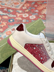 GUCCI 26S SCREENER SNEAKER IN BEIGE SUEDE MIX DARK RED CANVAS