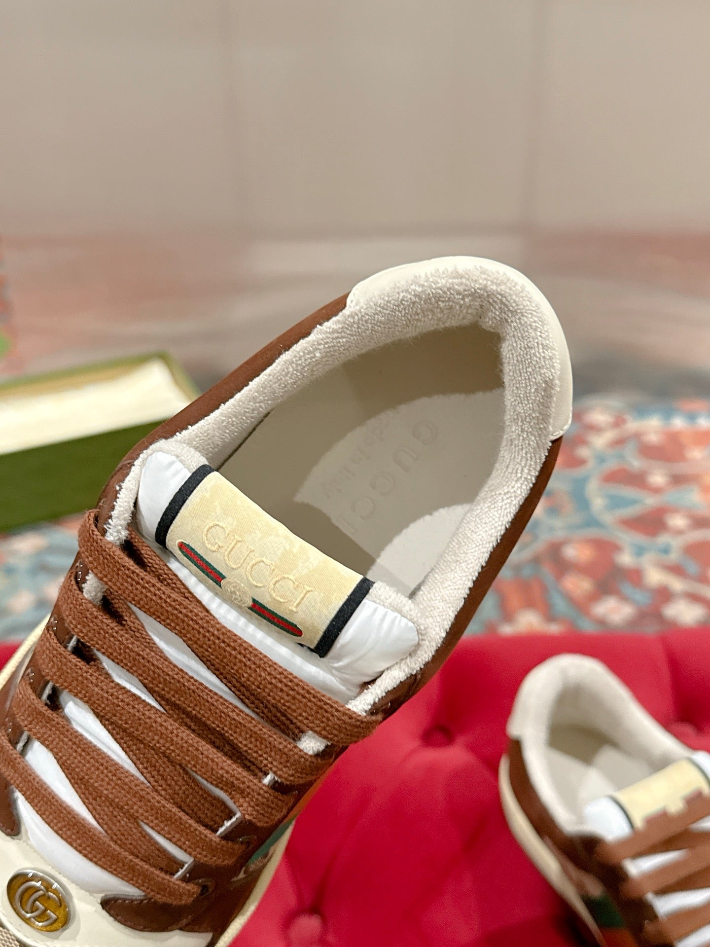GUCCI 26S SCREENER SNEAKER IN BROWN SUEDE AND BEIGE CANVAS
