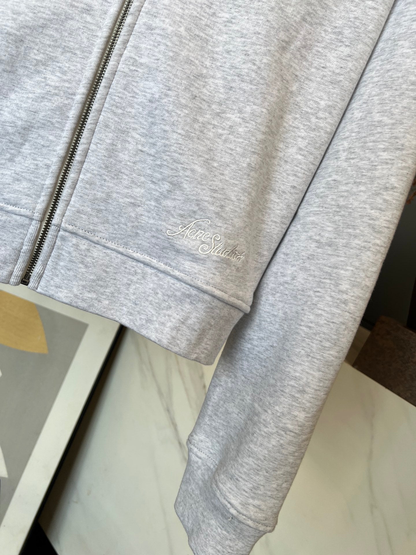DIOR 25S EMBROIDERED SWEATSHIRT STYLE 221