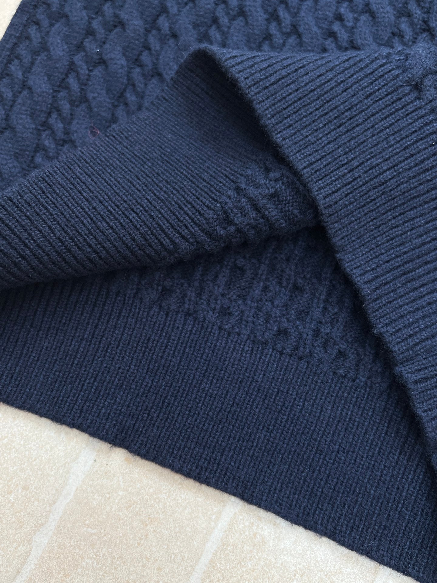 DIOR 26S SHORT-SLEEVED SWEATER 1273