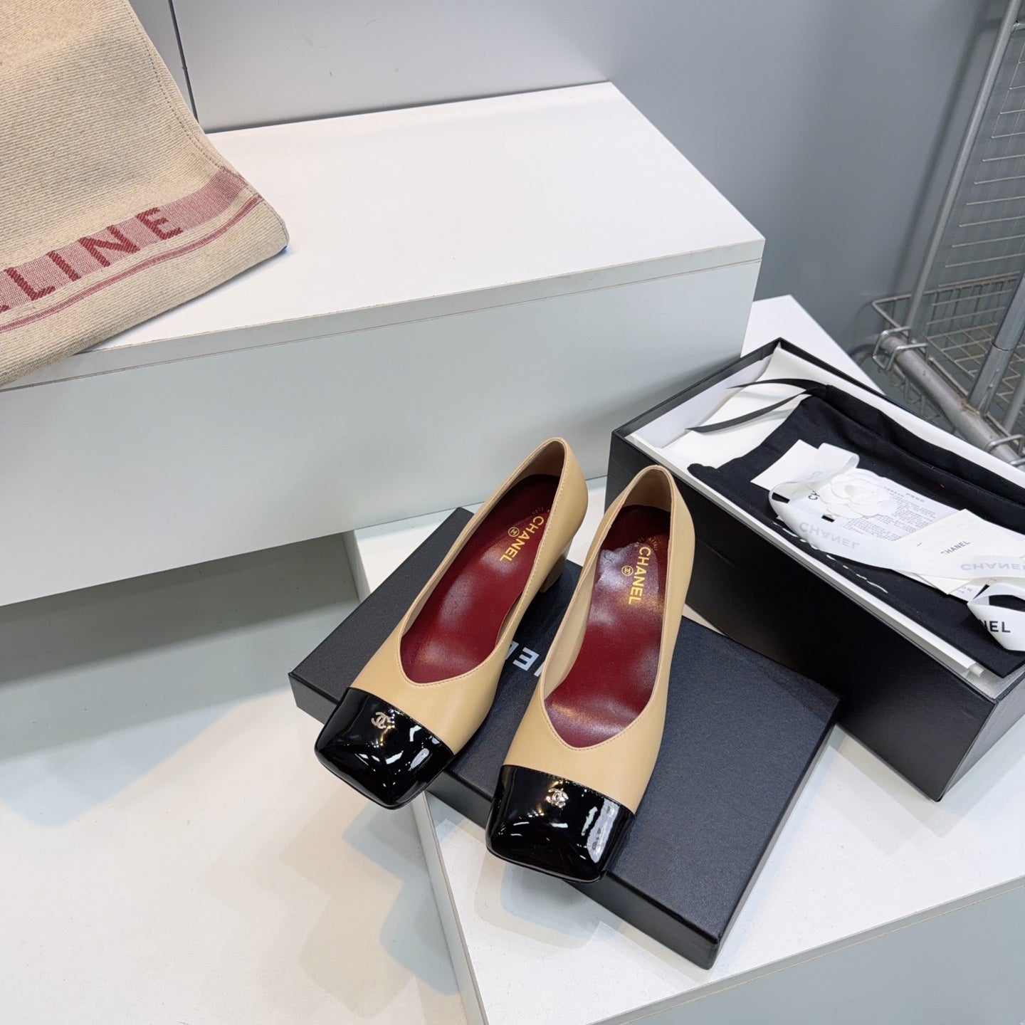 CHANEL 26S SQUARE-TOE HIGH HEELS 55 MM IN BEIGE LAMBSKIN WITH BLACK CAP TOE