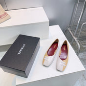 CHANEL 26S SQUARE-TOE FLATS IN BEIGE AND WHITE LAMBSKIN