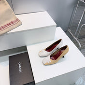CHANEL 26S SQUARE-TOE HIGH HEELS 95 MM IN BEIGE AND WHITE LAMBSKIN