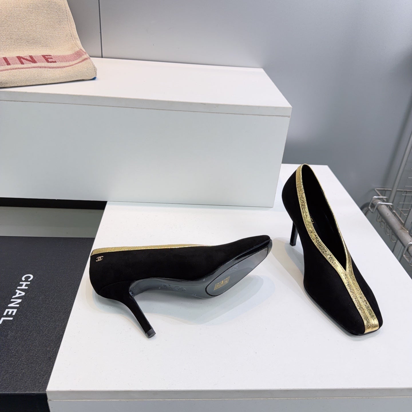 CHANEL 26S HIGH HEELS 100 MM IN BLACK SUEDE