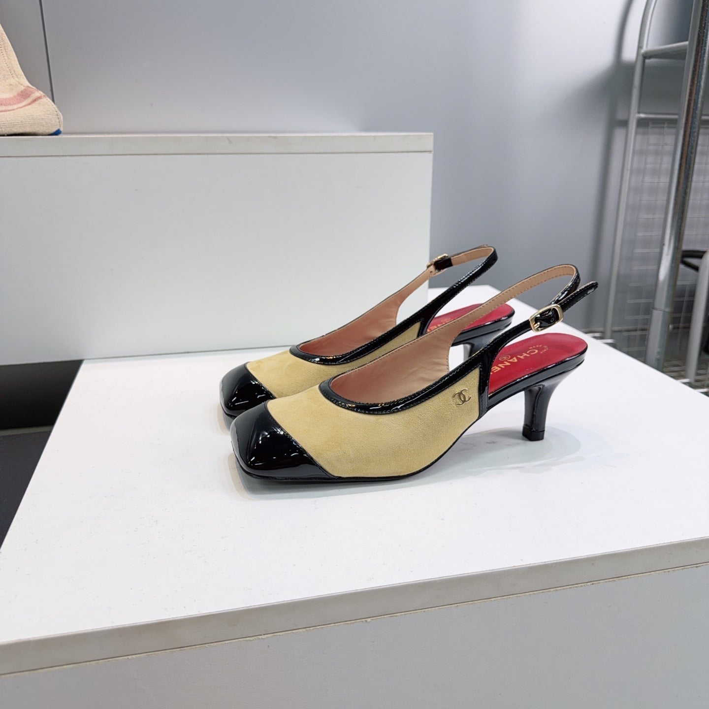 CHANEL 26S HIGH HEEL SLINGBACK PUMPS 65 MM IN BLACK LAMBSKIN AND BEIGE SUEDE