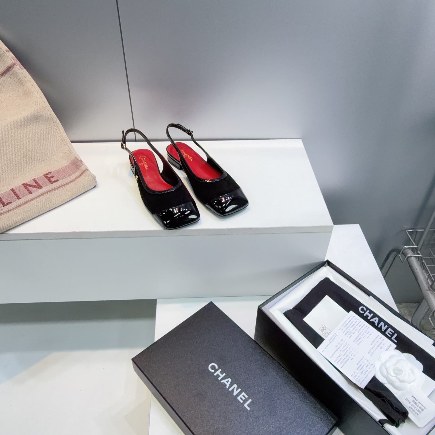 CHANEL 26S SLINGBACK PUMPS IN BLACK PATENT LAMBSKIN