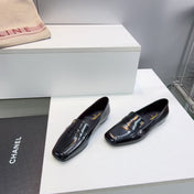 CHANEL 26S LOAFER FLATS IN BLACK PATENT LAMBSKIN