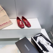 CHANEL 26S LOAFER FLATS IN BURGUNDY PATENT LAMBSKIN