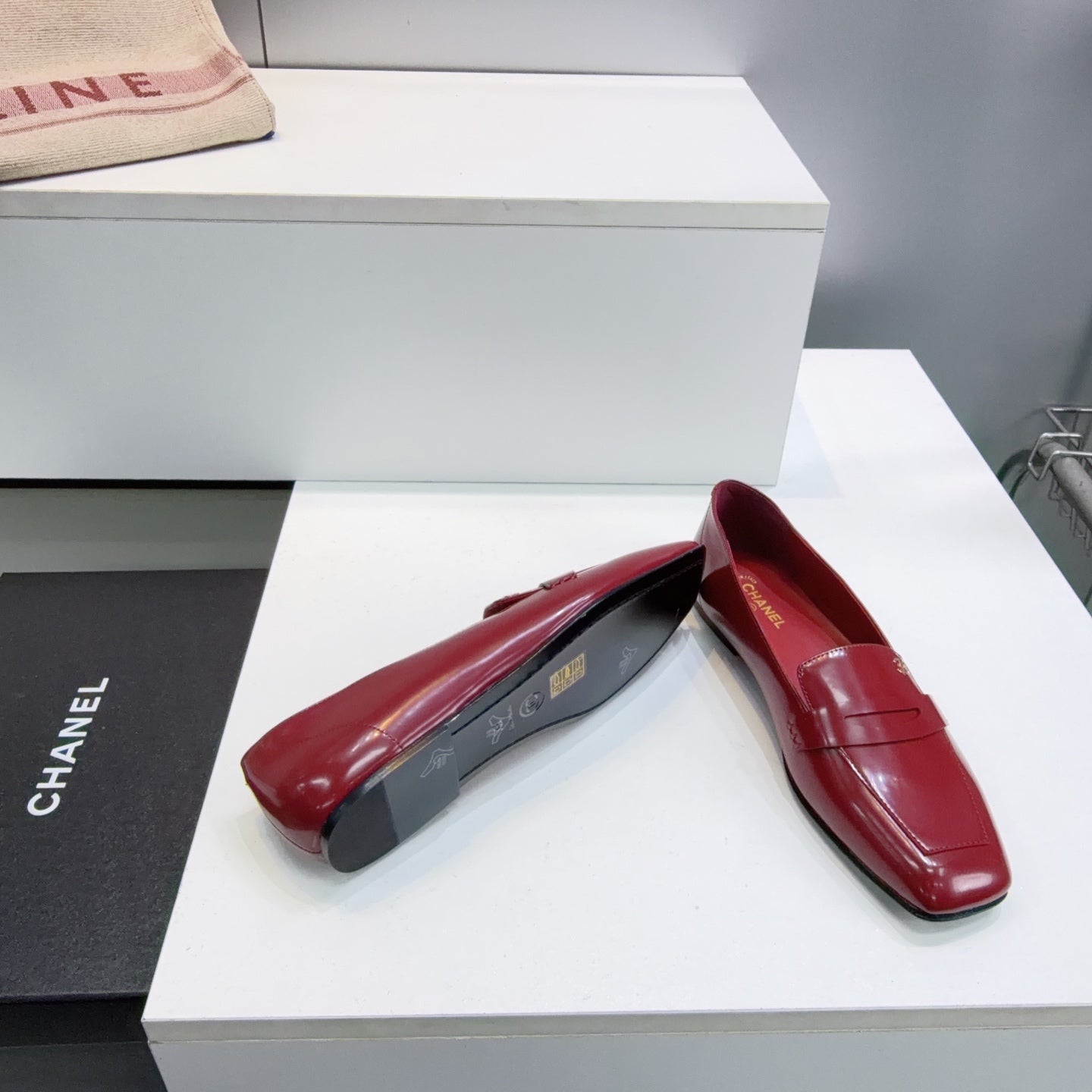 CHANEL 26S LOAFER FLATS IN BURGUNDY PATENT LAMBSKIN