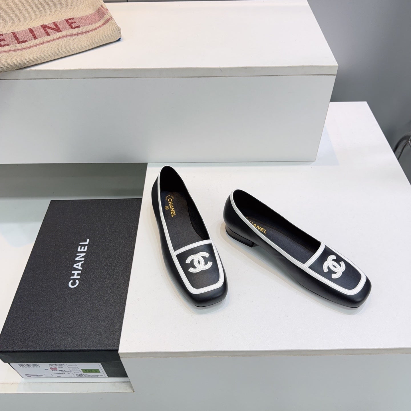 CHANEL 26S SQUARE TOE FLATS IN BLACK CALFSKIN WITH WHITE PATENT