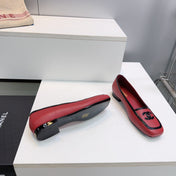 CHANEL 26S SQUARE TOE FLATS IN RED CALFSKIN WITH BLACK PATENT