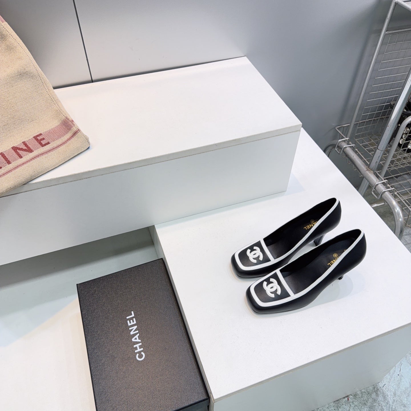 CHANEL 26S HIGH HEEL PUMPS 85 MM IN BLACK CALFSKIN WITH WHITE PATENT