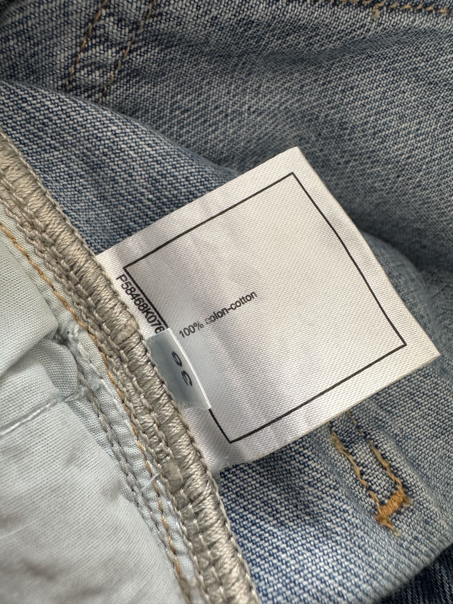 CHANEL 26S STRAIGHT-LEG JEANS 1393