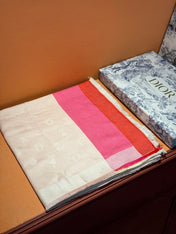 SHAWL 140 CM IN LIGHT PINK CASHMERE AND SILK 413801