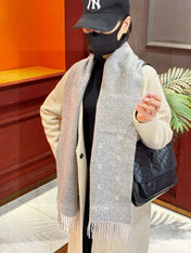 LV SCARF 180 CM IN CASHMERE 730571