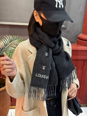LV SCARF 180 CM IN CASHMERE 730575