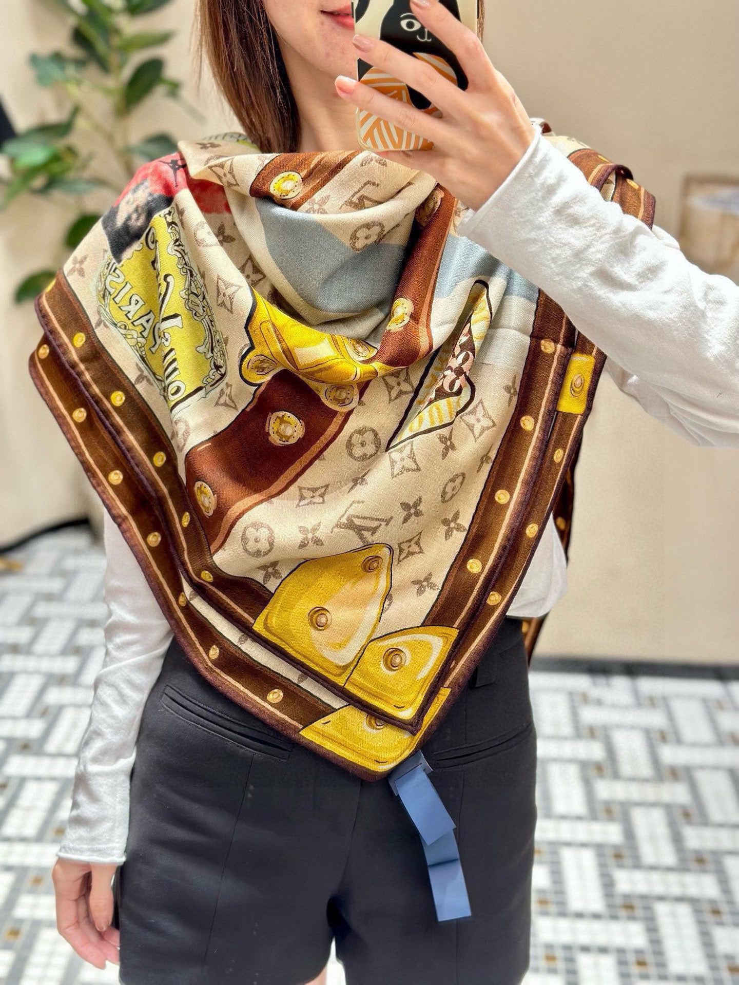 LV SCARF 140 CM IN SILK 732101