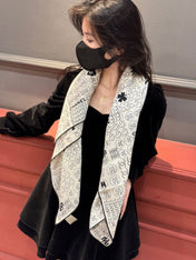 CHANEL 25S SCARF 110 IN CASHMERE SILK 738478
