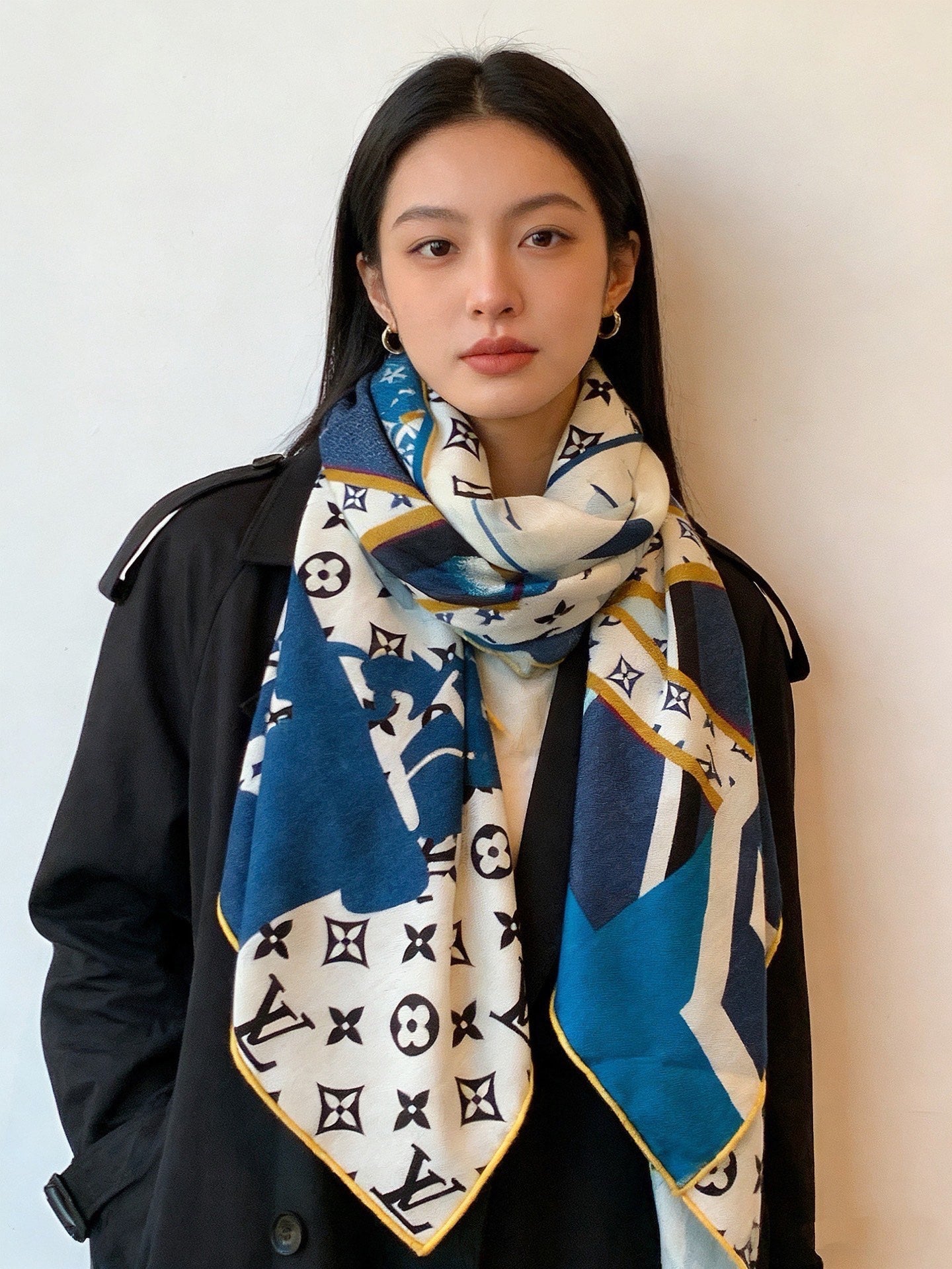 LV 26S SCARF 135 IN CASHMERE AND SILK 320863