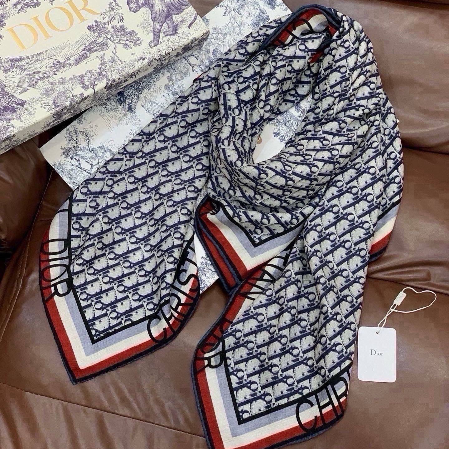 DIOR 26S SCARF 140 IN CASHMERE AND SILK 433907