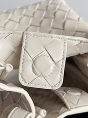 BV Small Parachute 21 Sea Salt Lambskin Ghw