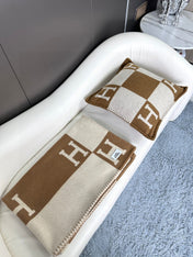 AVALON THROW BLANKET 170 CM IN CIDER BROWN CASHMERE 294473
