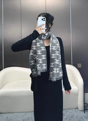 CHANEL 25S SCARF 180 IN CASHMERE WOOL 733941
