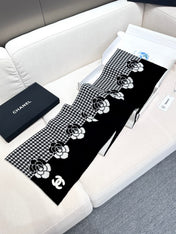 CHANEL 26S SCARF 180 IN CASHMERE 311827