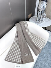 DIOR 26S SCARF 190CM IN CASHMERE 130109