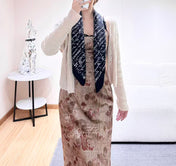 CHANEL 26S SCARF 90 IN SILK 305987