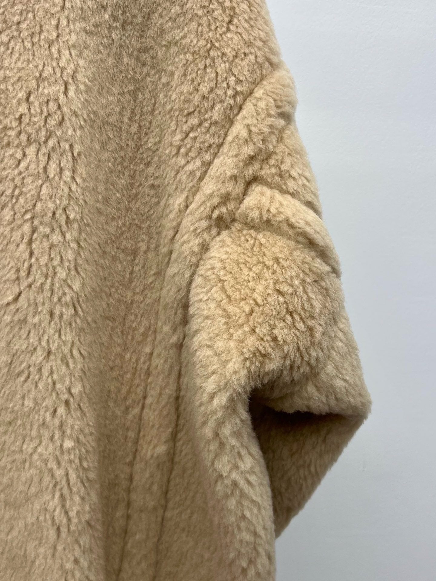 DIOR 25S LONG TEDDY COAT STYLE 258
