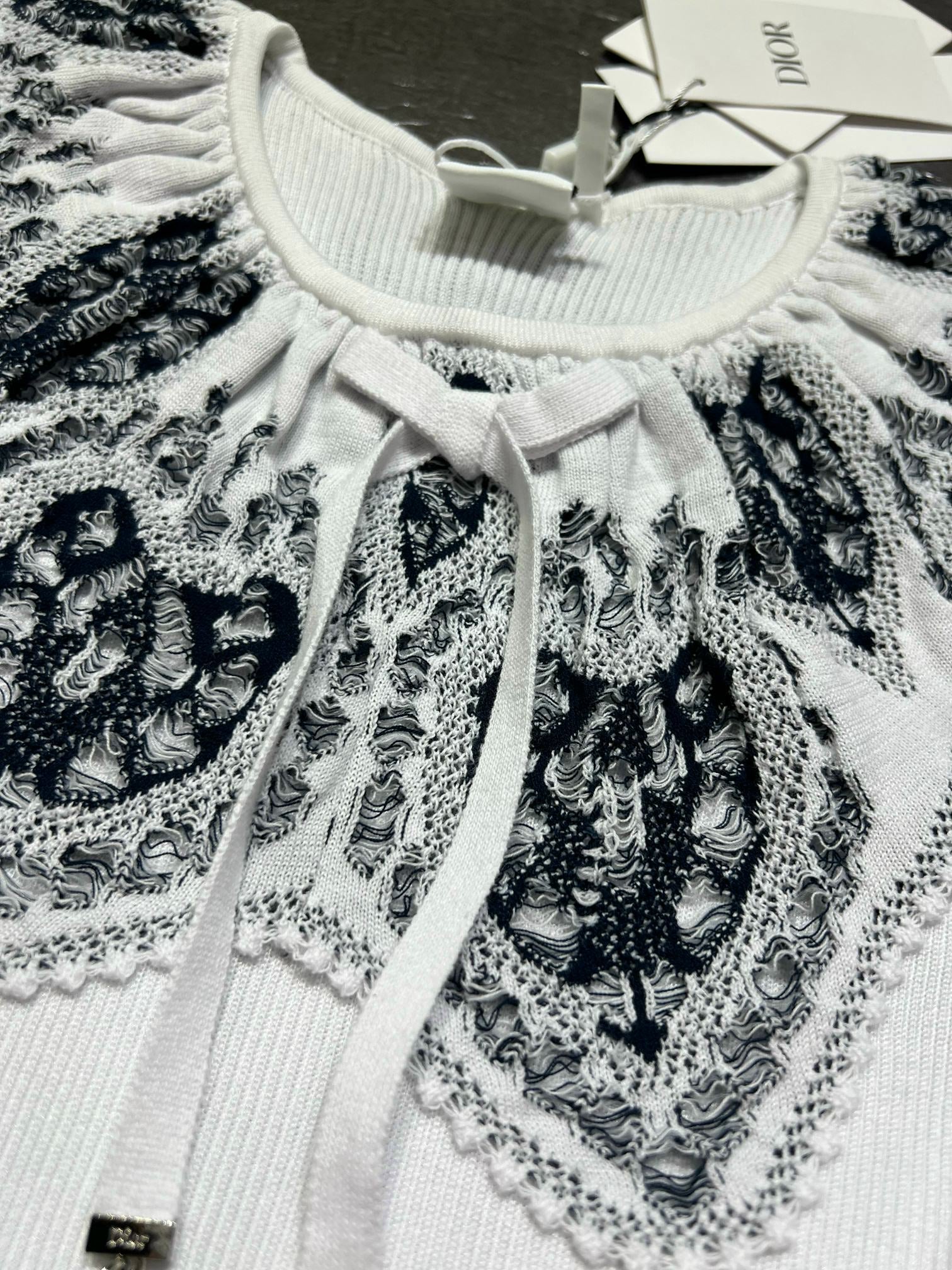 DIOR 26S LACE-COLLAR KNIT TOP 1382