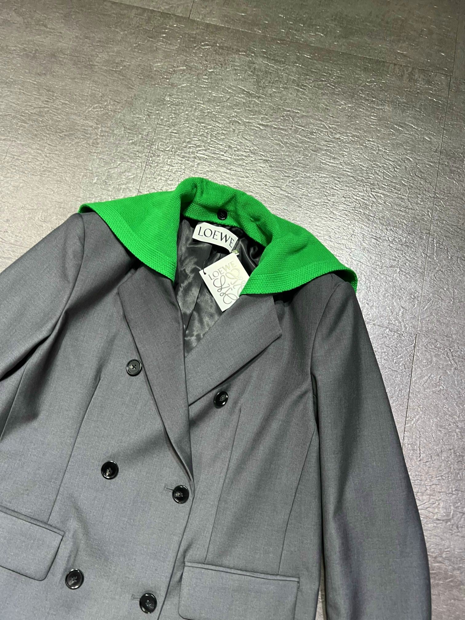 LOEWE 26S BLAZER 672