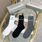 BALENCIAGA 26S CREW SOCKS 140184 (1 BOX)