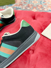 GUCCI 26S SCREENER SNEAKER IN BLACK SUEDE AND GREEN LEATHER
