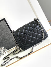 CC SMALL 17 FLAP BAG IN BLACK CALFSKIN