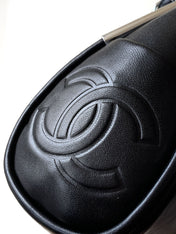 CHANEL 25S HOBO BAG 30 CM IN BLACK SMOOTH CALFSKIN